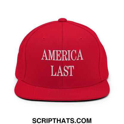 Red snapback cap with white embroidered america last text and flat bill brim for casual wear